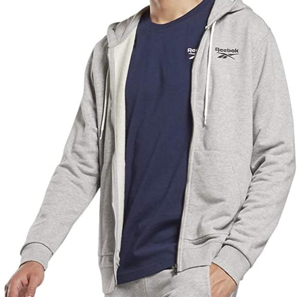 🆕Reebok Men's Standard Training E. Graphic T-Shirt,Vector Navy/Small White Logo - Picture 2 of 14